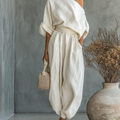 Top Casual Largo in Lino Off-White con Spalle Scoperte e Pantaloni Tapered