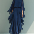 Set Top in Chiffon Blu Navy con Maniche a Campana e Pantaloni Dritti con Volant